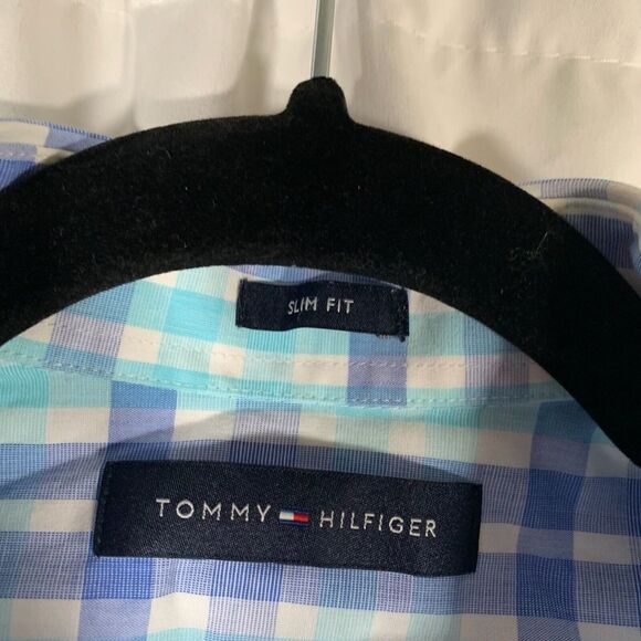 Tommy Hilfiger Shirt Men’s Small 14 - 14.5 32/33 Blue Plaid Slim Fit Button up - Picture 2 of 5